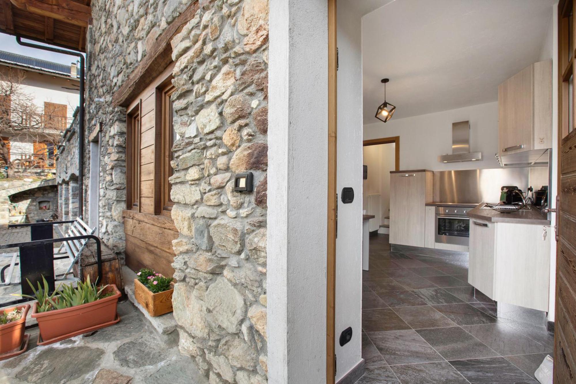 Mini House Valle D'Aosta Roisan Bagian luar foto