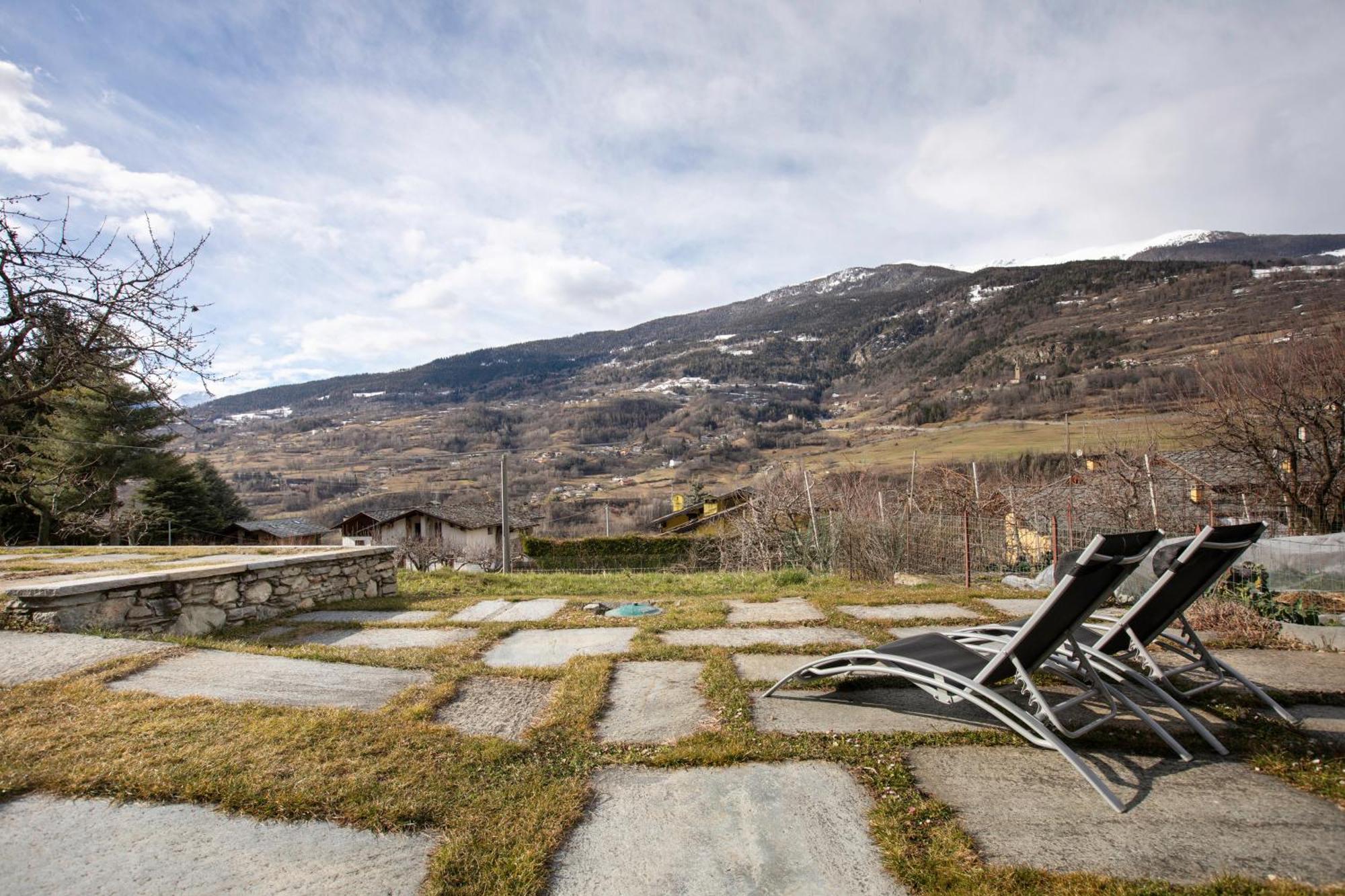 Mini House Valle D'Aosta Roisan Bagian luar foto