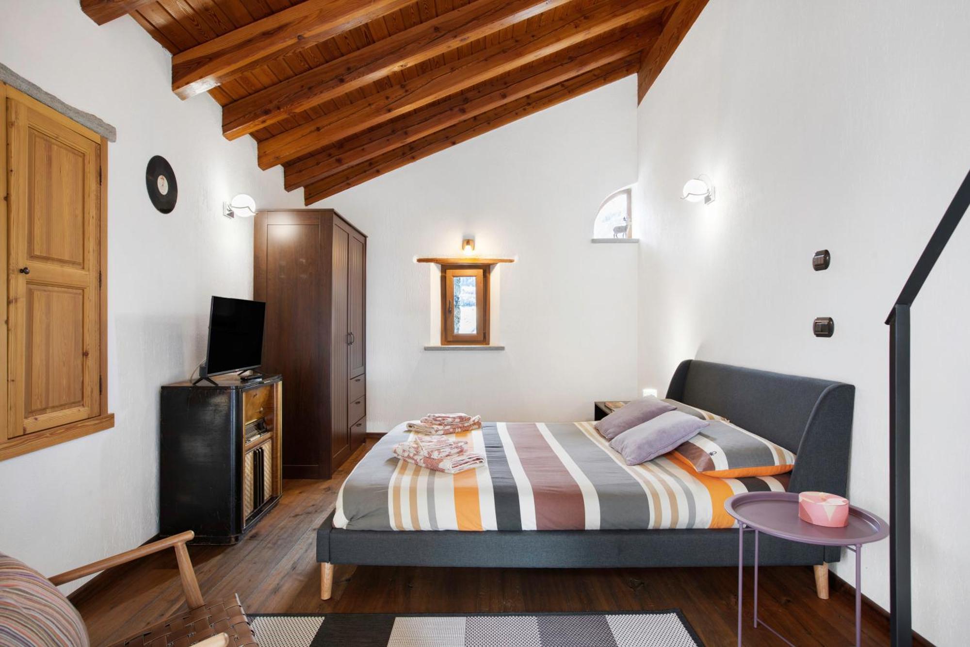 Mini House Valle D'Aosta Roisan Bagian luar foto
